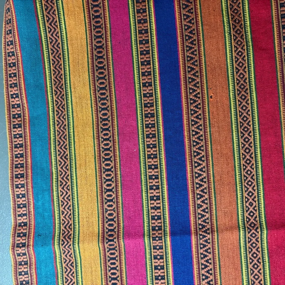 Crate & Barrel San Miguel Cotton Jacquard Table Runner Southwestern 84